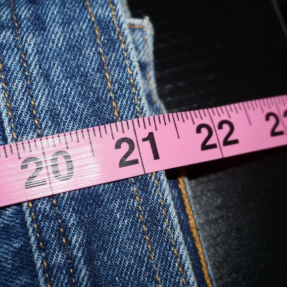 Vintage 80s Denim Oversized Trucker Jean Jacket - Picture 7 of 7